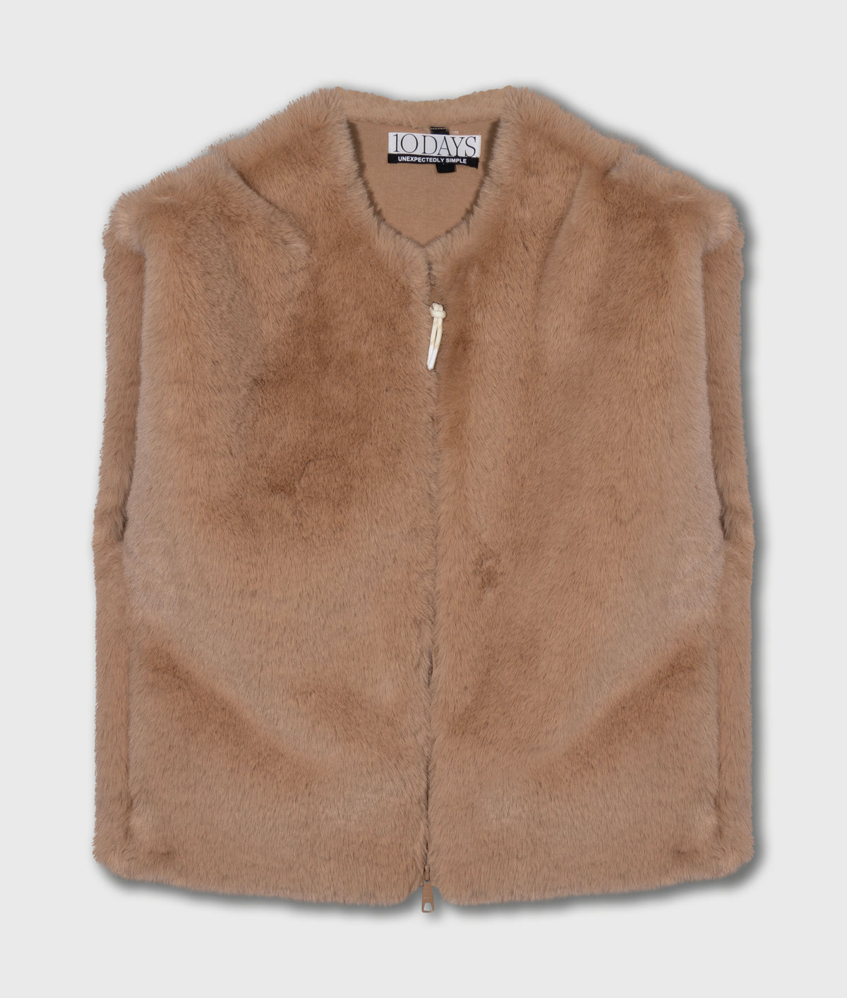 10Days | Fluffy vest