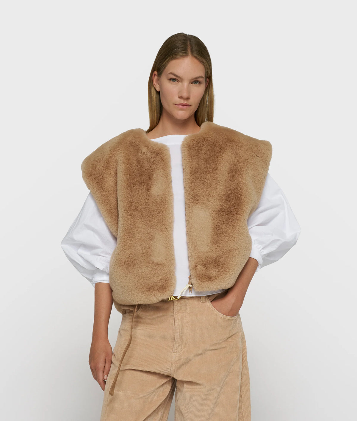 10Days | Fluffy vest