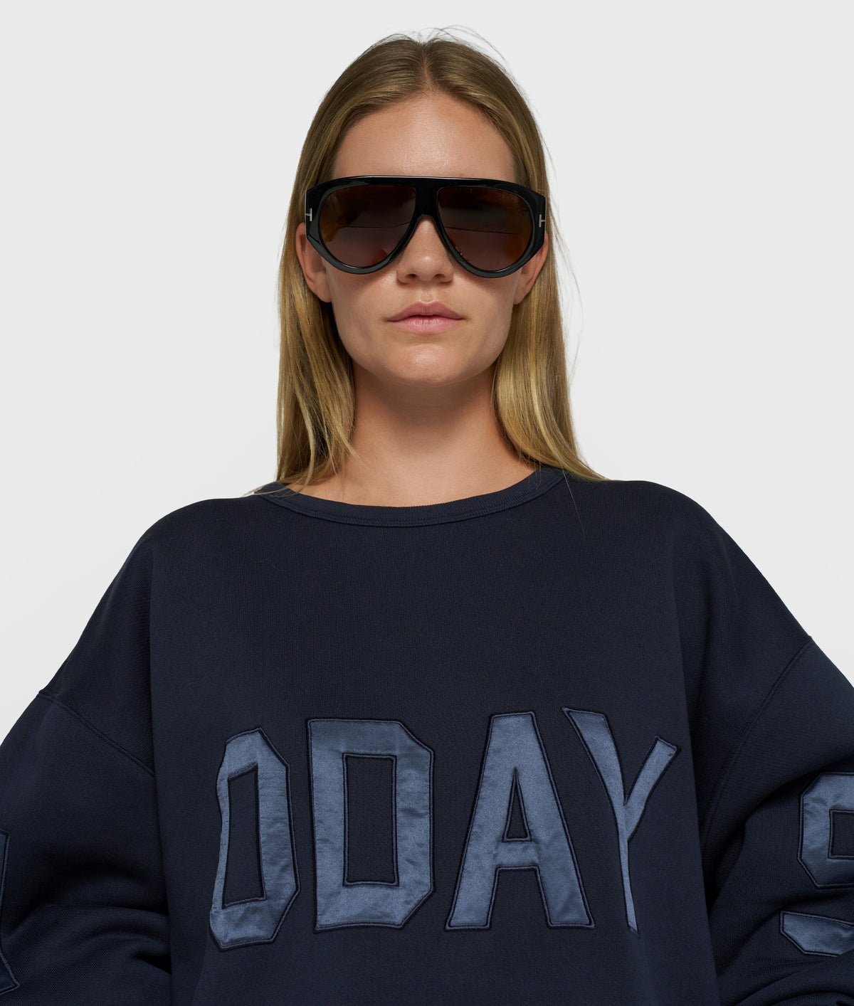 10Days | Statment sweater logo