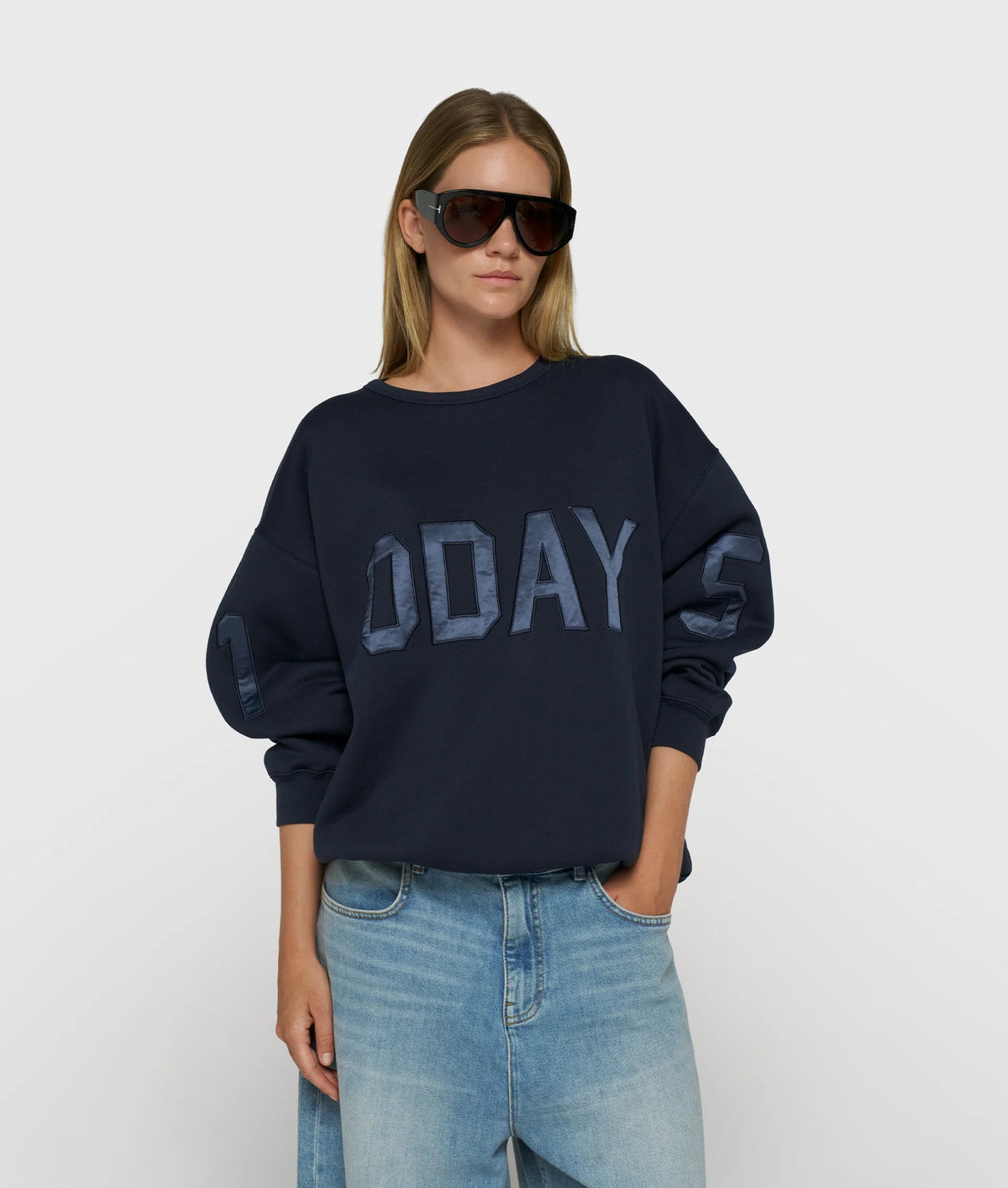 10Days | Statment sweater logo