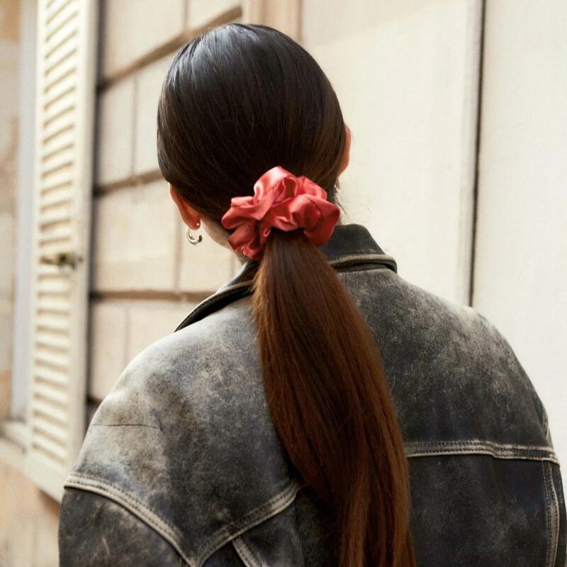 Chou2 | Satin  scrunchie | Koraal