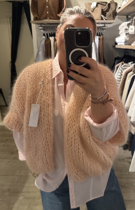 Ariane.Knitwear | Knit | Abricot