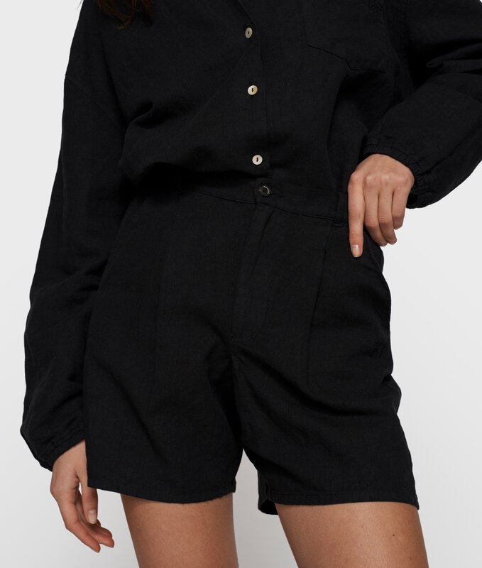 10Days | Wide short linen | Black