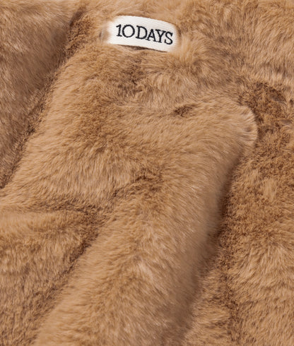 10Days | Fluffy vest