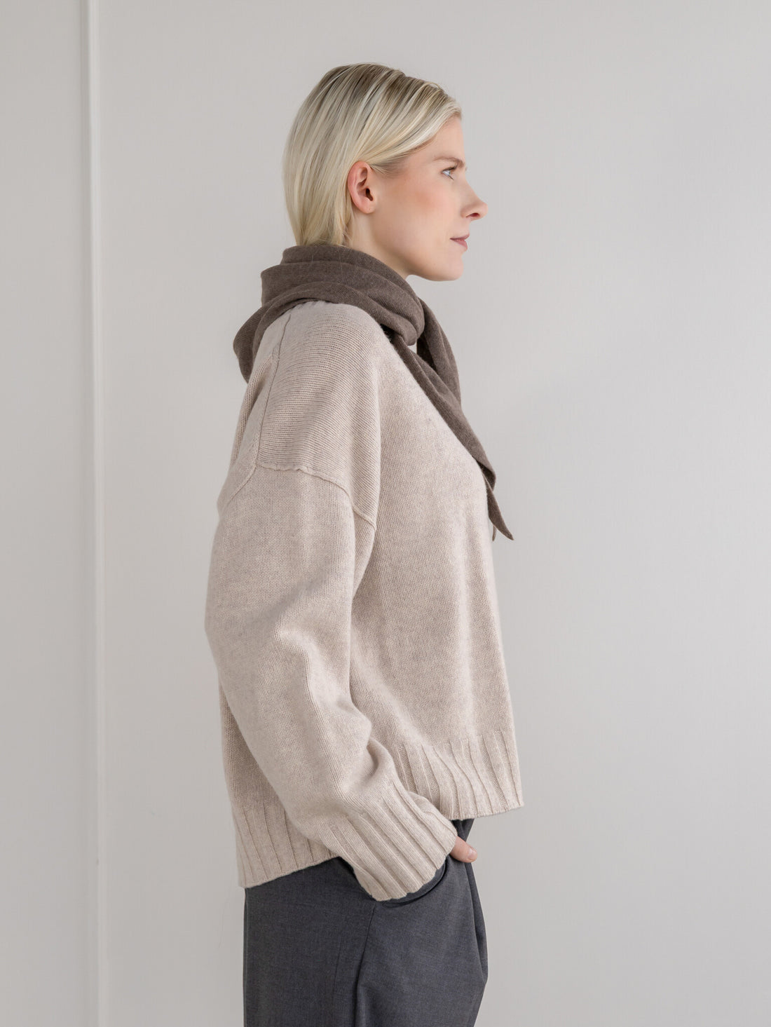 Cosy Sjaalmania | Triangle Small Dark Brown
