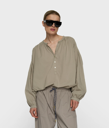 10DAYS | Flowy Blouse
